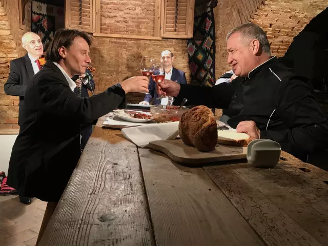 Politica si delicateturi cu Marius Manole_1012