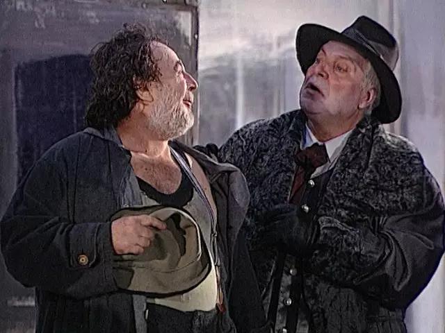 sluga la doi stapani (4)