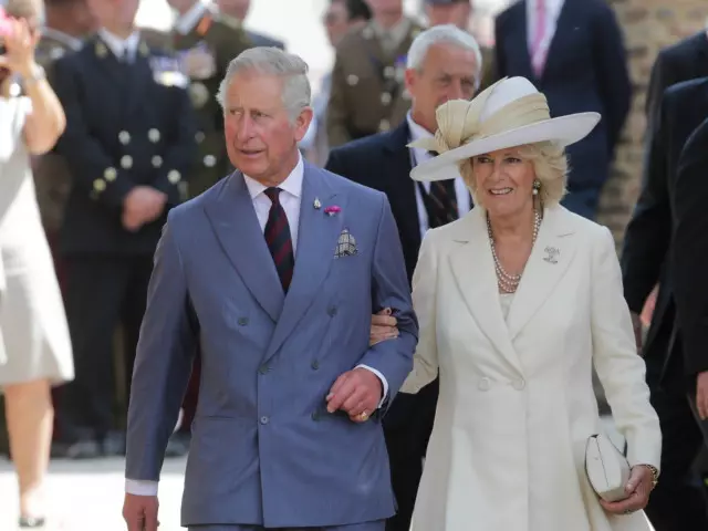 incoronare regele charles si camilla