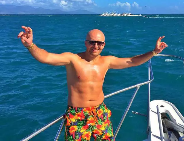 Costi Ioniță și-a schimbat total look-ul de când locuiește în America