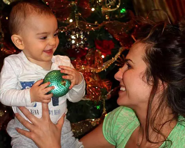 anna-lesko-copil-craciun