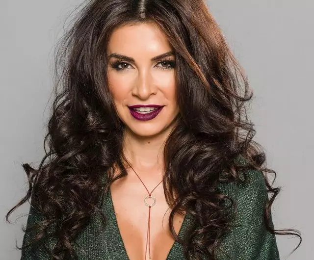 oana-frigescu-pe-strada