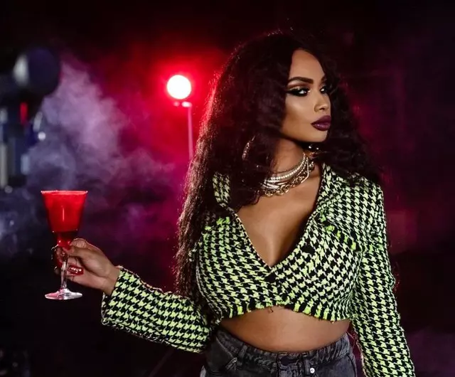 Laurette bătută hotel (3)