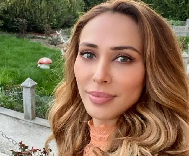 61f8f4ed-129d-4cf3-ab9d-5145dfe317ce