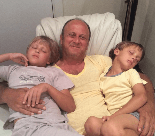 Dan Sucu si copiii sai