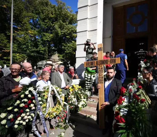 inmormantare-alexandru-arsinel-3-1-667x445-4