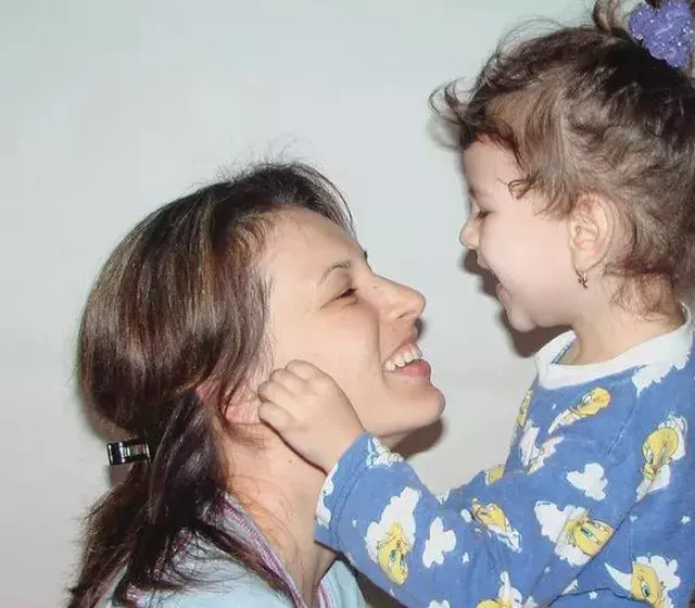 Cleopatra Statan si mama ei (1)