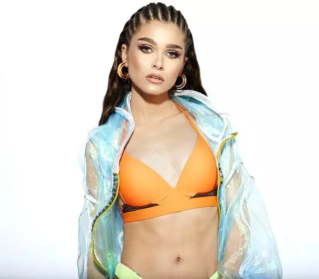 Theo-Rose-concurenta-Bravo-ai-stil-Celebrities-1