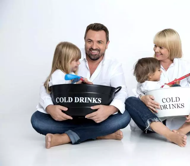 Horia-Brenciu-Alice-si-cei-doi-mezini-ai-lor-1024x682