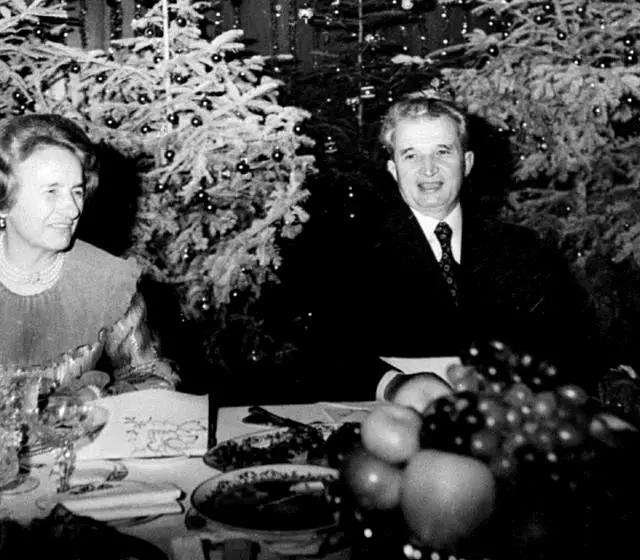 Ceausescu-Revelion7-1024x704