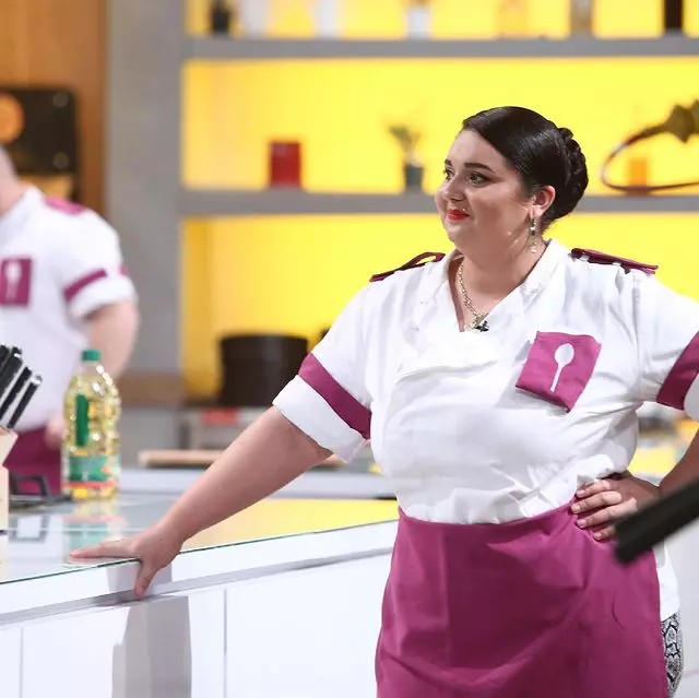 detalii-nestiute-din-copilaria-narcisei-birjaru-si-tainele-succesului-de-la-chefi-6