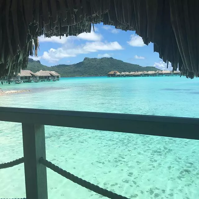 Geraldine Bazan şi Gabriel Soto se relaxează în Bora Bora (24)