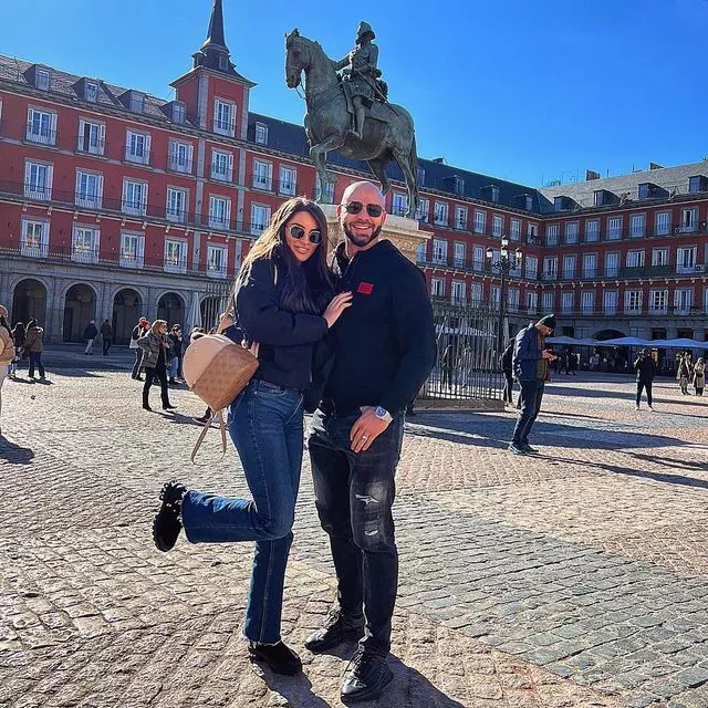 cum-arata-iubita-lui-giani-kirita-7