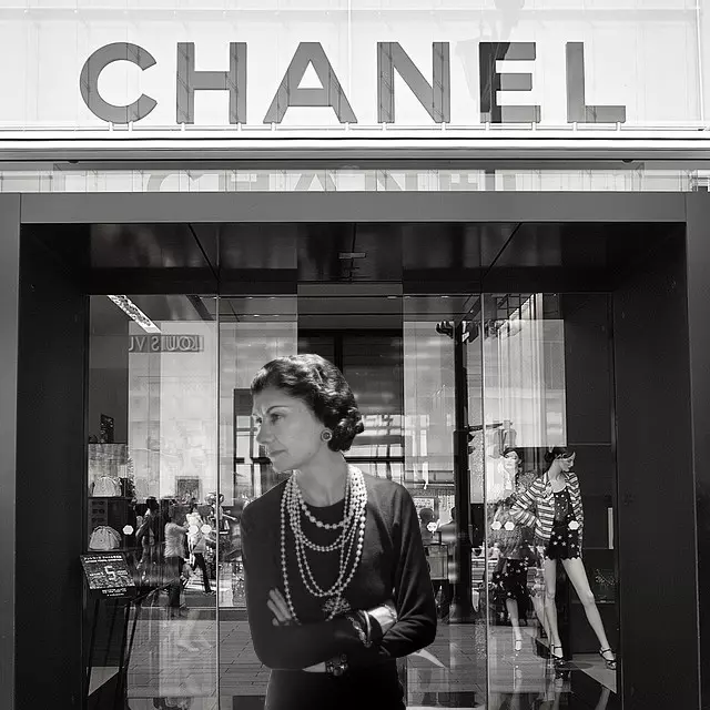 Coco Chanel, lecții de fashion și stil de la cea mai influentă creatoare de modă a secolului trecut