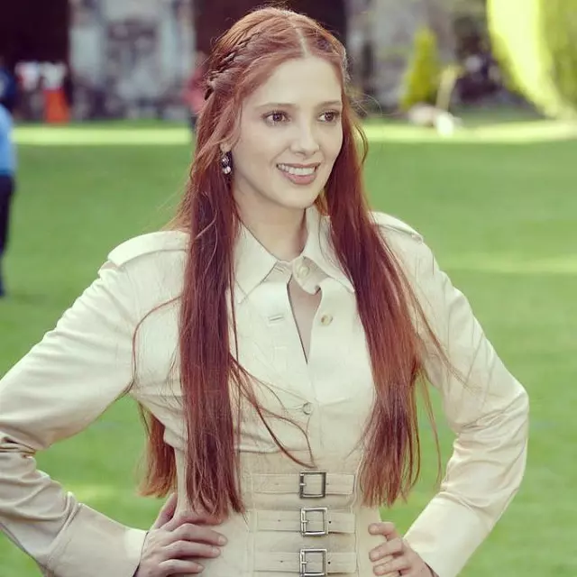 adela-noriega (3)