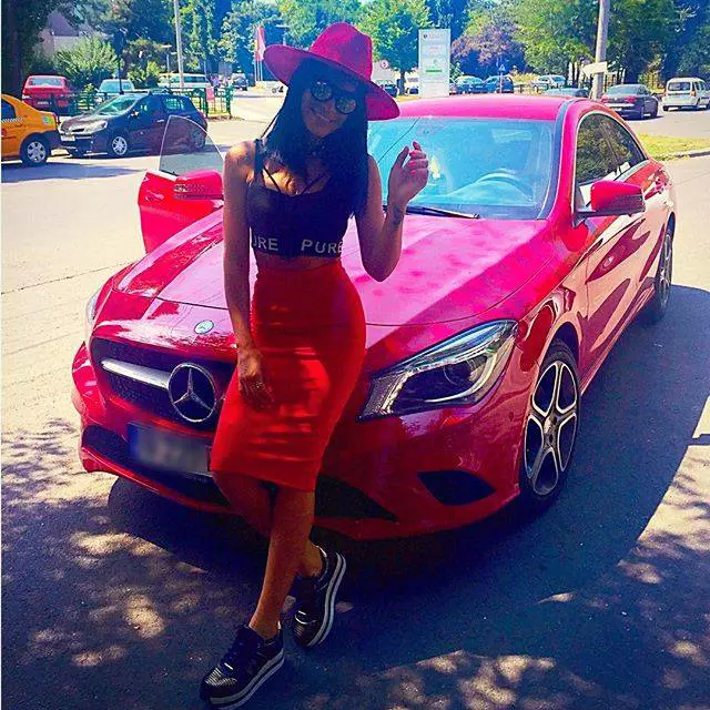 adelina pestritu selfie la volan (20)