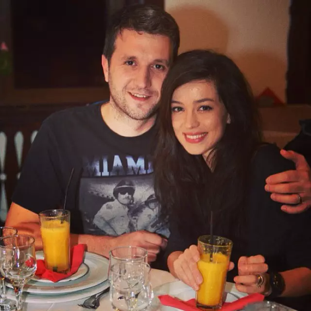 Olivia Steer și Andi Moisescu