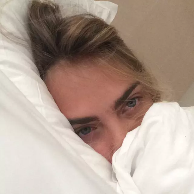 The Sick Selfie - Cara Delevingne