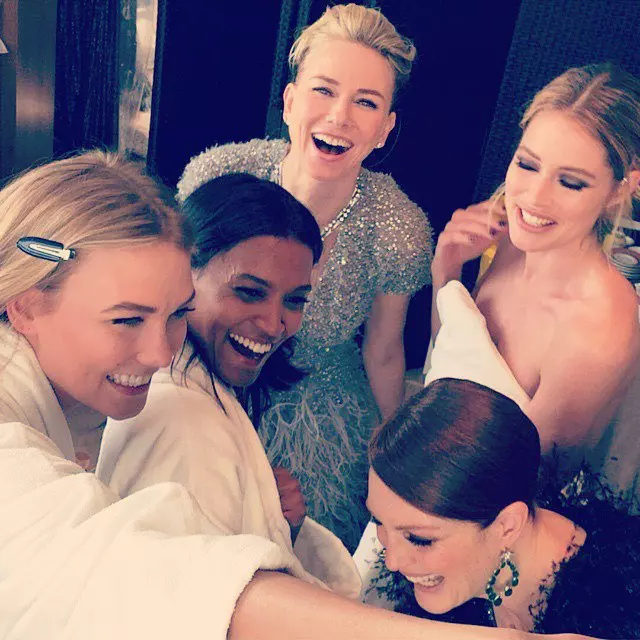 Karlie Kloss, Naomi Watts, Liya Kebede, Doutzen Kroes si Julianne Moore