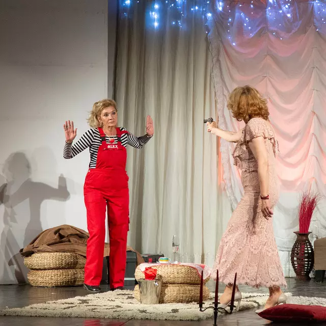 In memoriam Emil Hossu. Carieră fabuloasă, iubire ca în filme cu