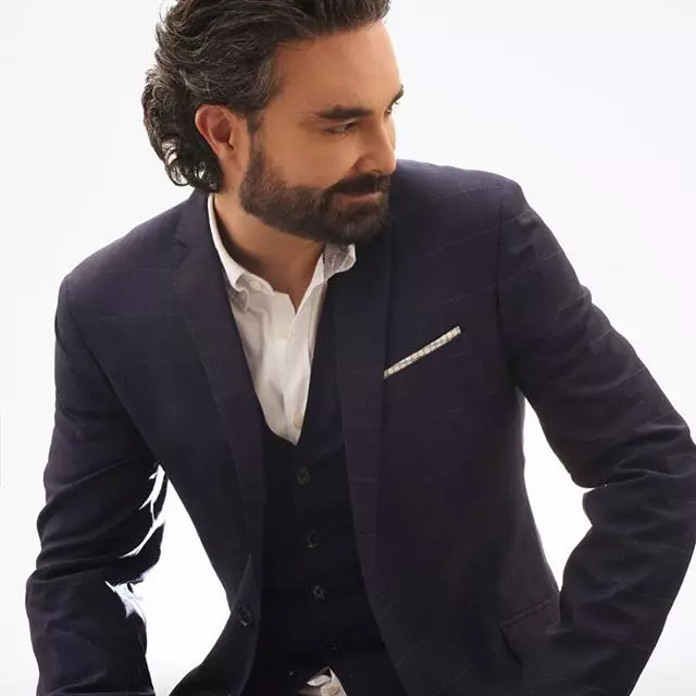 Mauricio Islas (10)