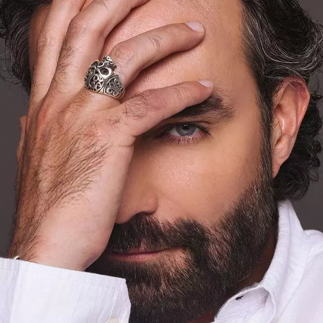 Mauricio Islas (11)