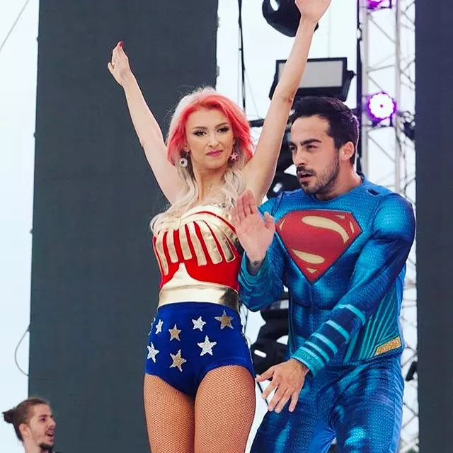 Imagini-cu-Andreea-Bălan-și-Petrișor-Ruge-de-acum-18-ani-la-inceputul-colaborarii-lor (17)