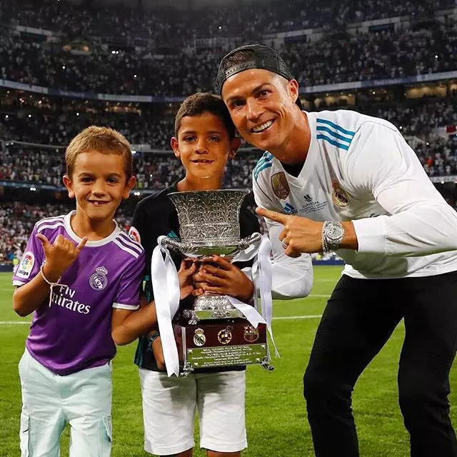 Cristiano Ronaldo - ‘‘Stupefiat de știrile care vin din Barcelona. Tot sprijinul și toată solidaritatea pentru familiile și prietenii victimelor‘‘