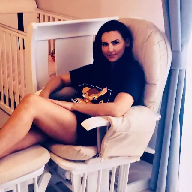 Lavinia Parva dupa ce a nascut 4