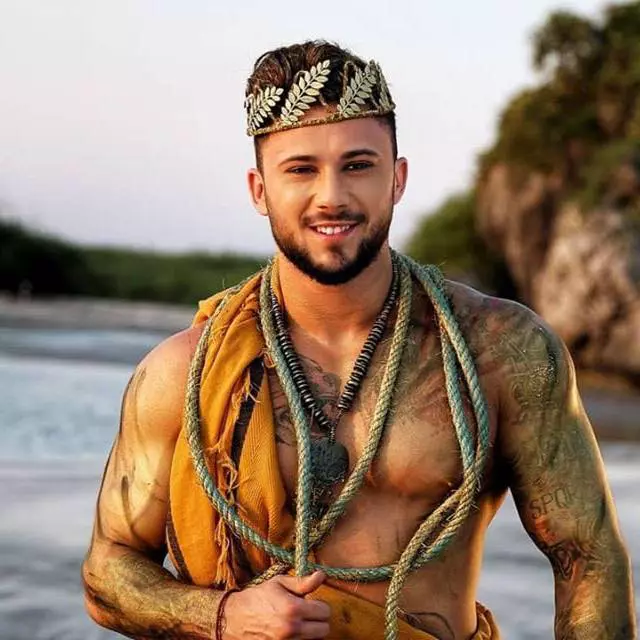 George-de-la-Insula-iubirii