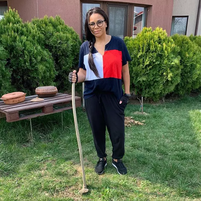 nadine-s-a-mutat-în-franța-cu-familia-4