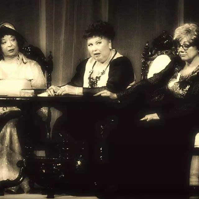 Virginia-Rogin-in-Adela-6