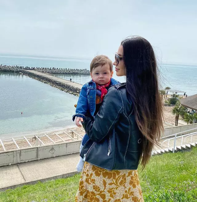 lili-sandu-la-spital-cu-copilul-6