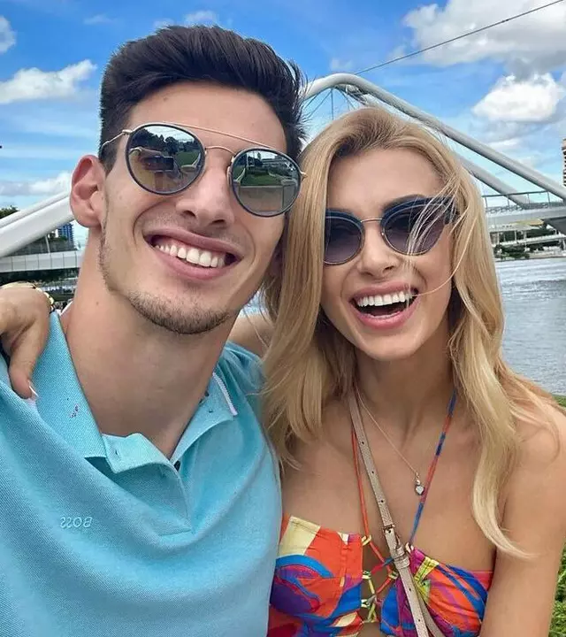 Andreea Bălan, gest superb pentru Victor Cornea la început de an. De ce a călătorit mii de kilometri de dragul iubitului