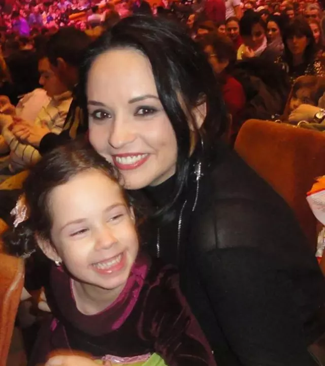 Violeta si Andreea Marin 3