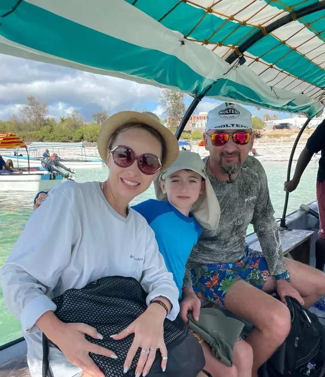 ani cetu si ostul ei