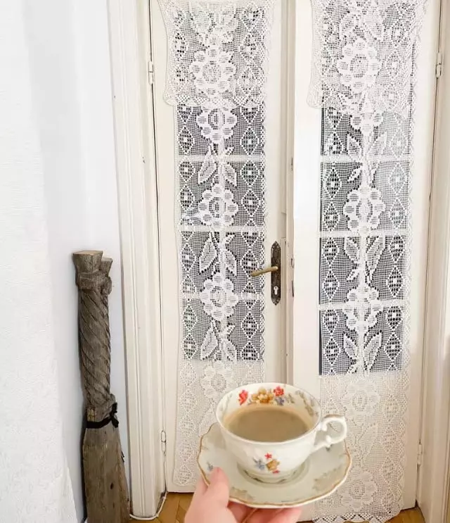 cum-arata-casa-laurei-cosoi (7)