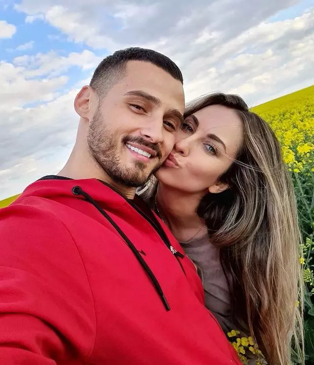 Otniela-Bravo-ai-stil-8