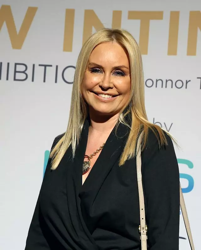 vica-blochina-plina-de-riduri