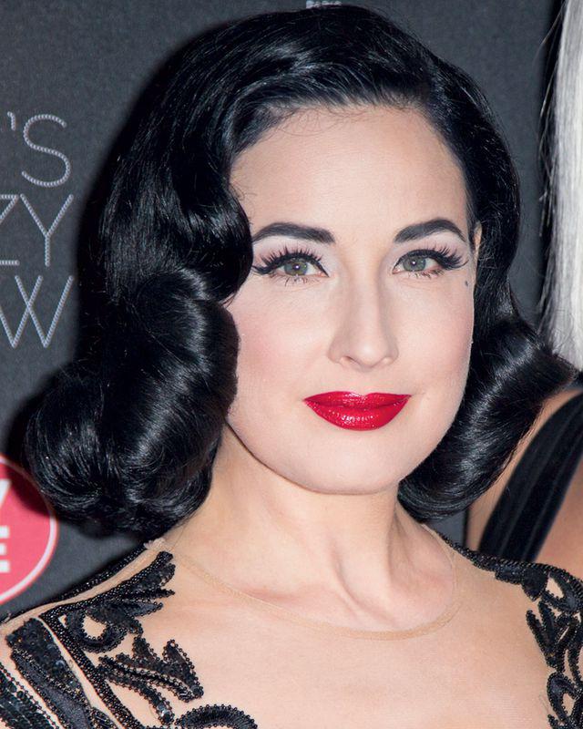 Get The Look Dita Von Teese Machiajul Inspirat De Vedetele Anilor