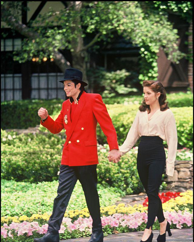 Lisa-Marie Presley, prima soţie a lui Michael Jackson, picanterii din dormitor: superstarul nu făcea sex nemachiat