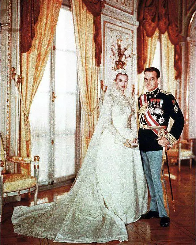 Grace Kelly - 65 000 dolari