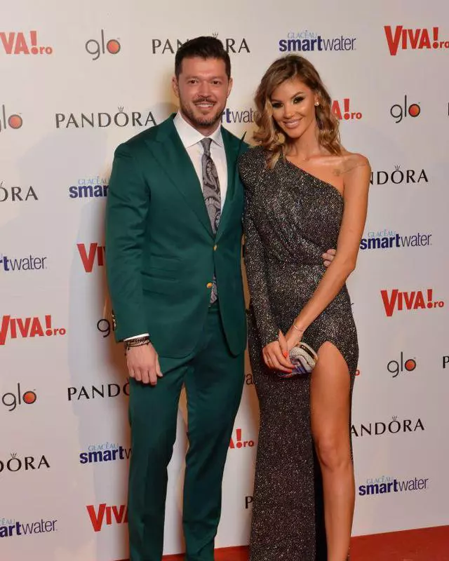Ramona Olaru alături de Victor Slav la VIVA! Party