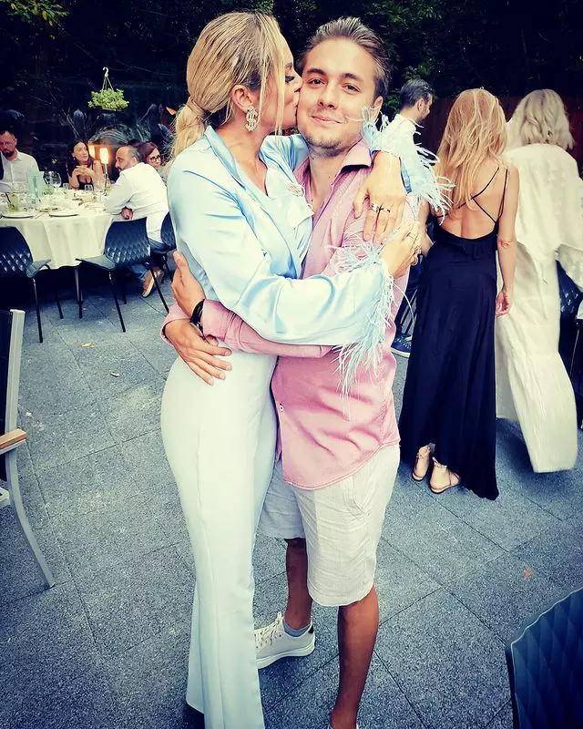 albert-oprea-simona-hapciuc-s-au-sarutat-3