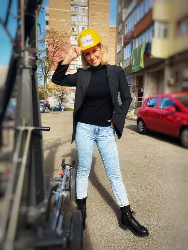 ANDRA MARINESCU visuri al cheie