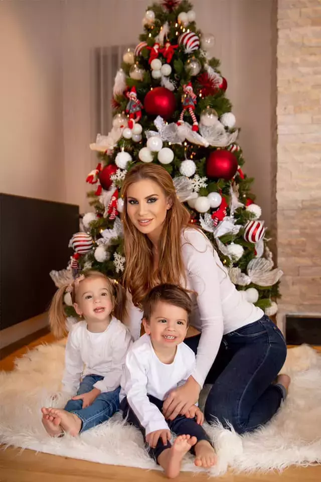 48421623_10218100888053033_6365280809871474688_n