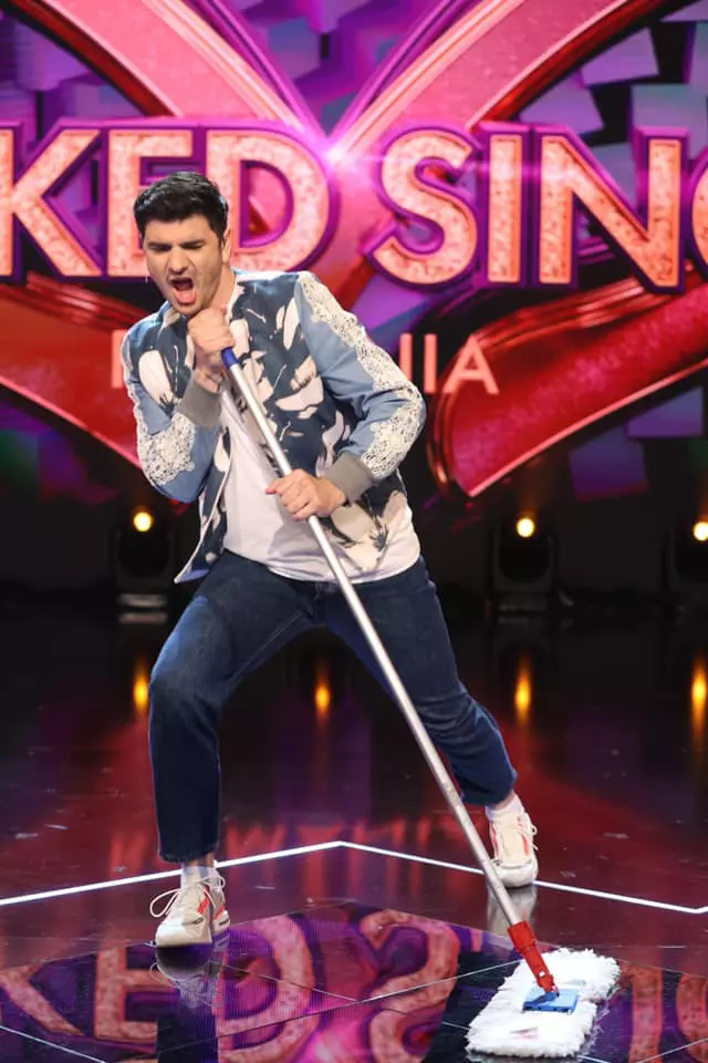 alex bogdan pe scena