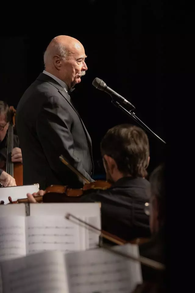 76688949_2520357001516527_8284825462526443520_o