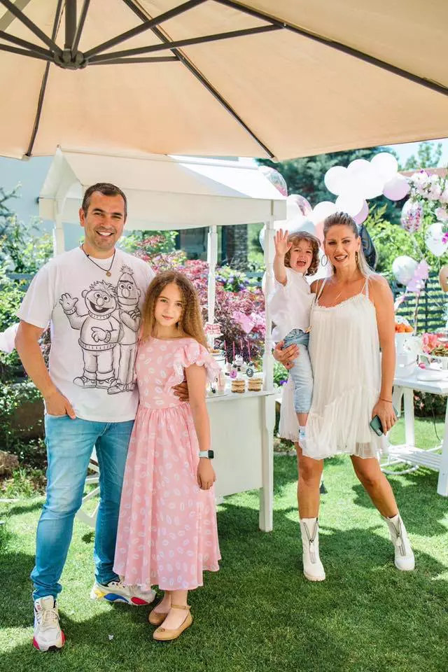 Andreea-Bănică-și-familia-5