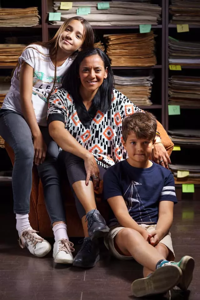 analis-selis-e-singura-dupa-divort-3